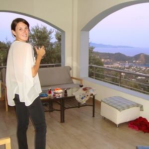 Meet your Posher, Roxie